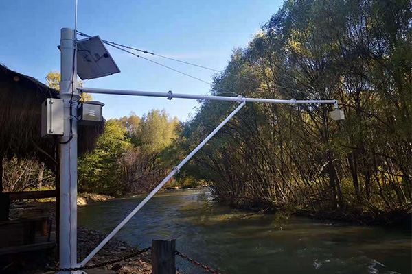 河道湖泊水質監(jiān)測設備圖片2